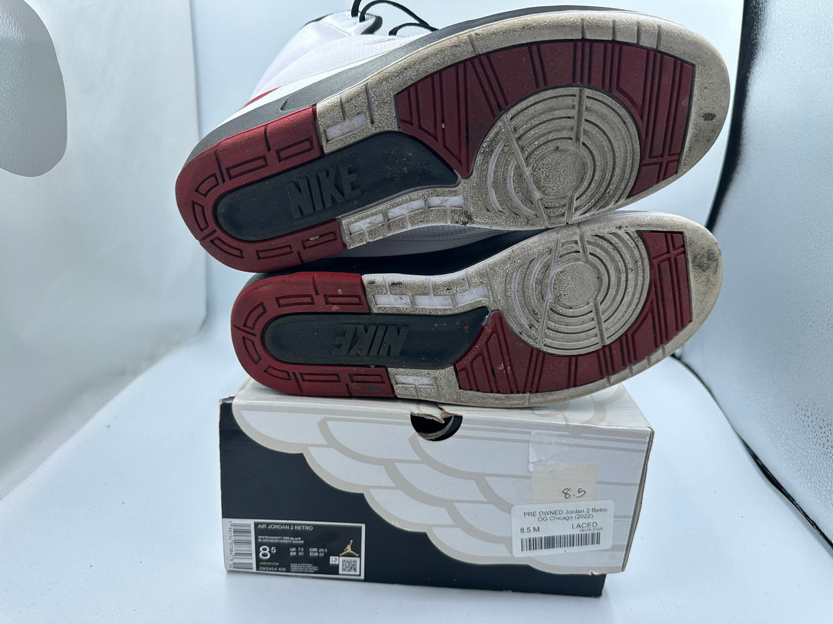 PRE OWNED Jordan 2 Retro OG Chicago (2022)