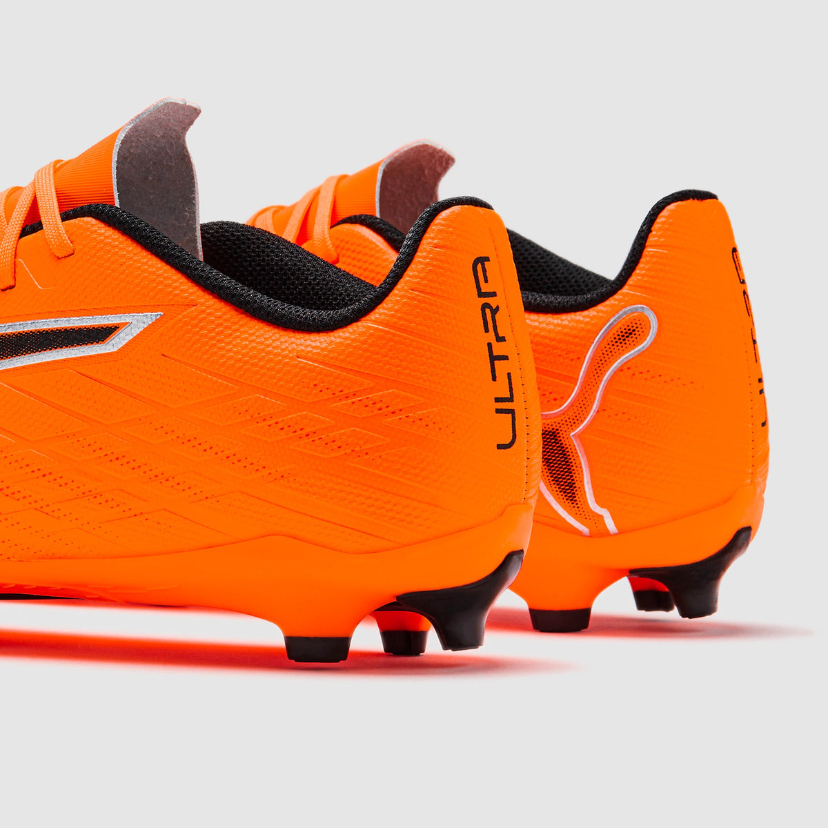 Puma Ultra 6 Play FG/AG