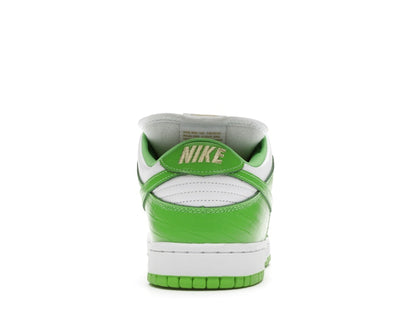 Nike SB Dunk Low Supreme Stars Mean Green (2021)